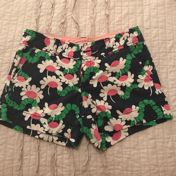Lilly Pulitzer Pants - Lilly Pulitzer. Callahan shorts size 2. OBO/Trades